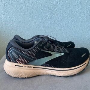 Size 8 Women’s Ghost 14 Brooks